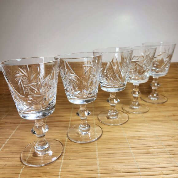 Pinwheel Crystal Wine Glasses Set of 5 Vintage 60s Mid Century Cut Crystal - Picture 1 of 4